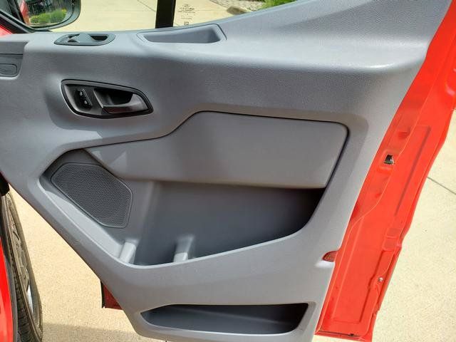 Used 2016 Ford Transit 150 130 Low Roof RWD image 17