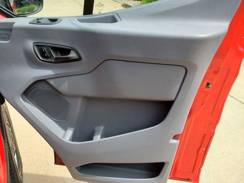 Used 2016 Ford Transit 150 130 Low Roof RWD image 17
