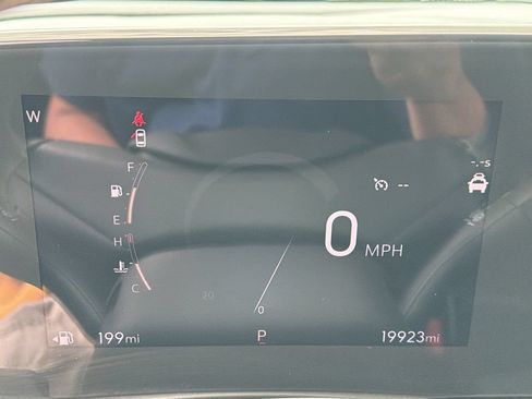 Certified 2024 Buick Encore GX Preferred w/ Comfort Package FWD image 30