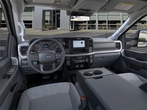 New 2026 Ford F350 XLT w/ Tremor Off-Road Package image 9