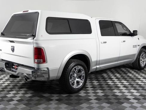 Used 2015 RAM 1500 Laramie w/ Convenience Group image 8