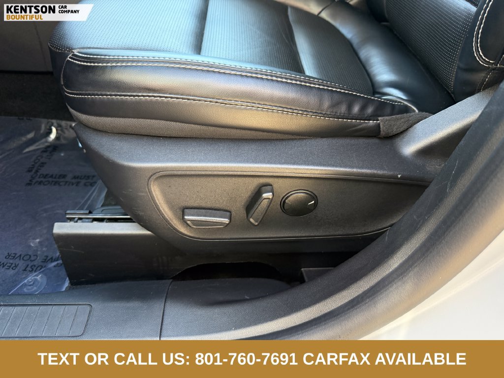 Used 2025 Ford Escape Platinum AWD/4WD image 29