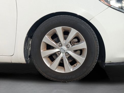 Used 2013 Kia Rio LX FWD image 11