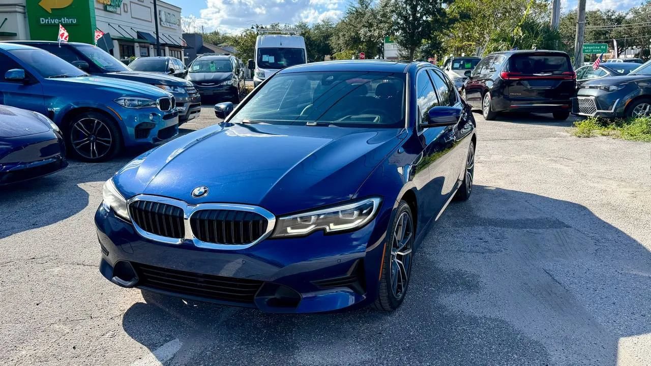 Used 2019 BMW 330i xDrive Sedan AWD/4WD image 3
