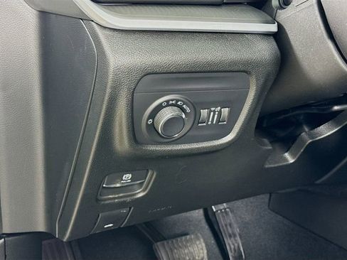 New 2025 Jeep Grand Cherokee Laredo image 10