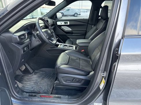 Used 2023 Ford Explorer ST w/ Equipment Group 401A image 9