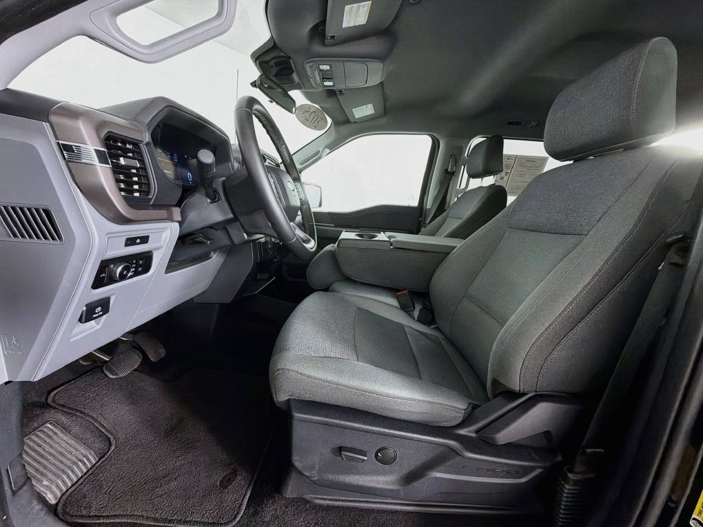 Used 2025 Ford F150 XLT w/ Equipment Group 301A Standard AWD/4WD image 12