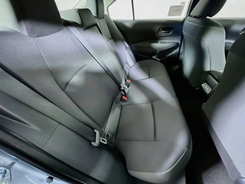 Used 2026 Toyota Corolla LE FWD image 22