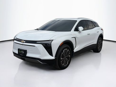 Used 2024 Chevrolet Blazer EV LT AWD/4WD image 3