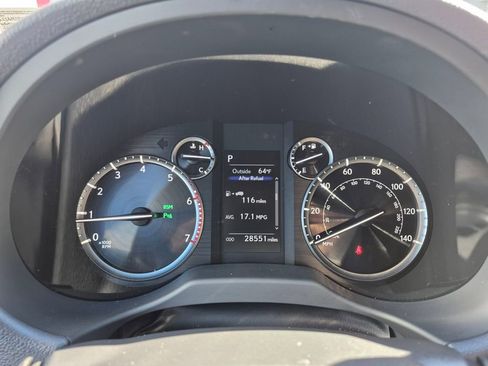 Used 2023 Lexus GX 460 Premium image 24