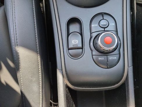 Used 2019 MINI Cooper Countryman S w/ Premium Package image 37