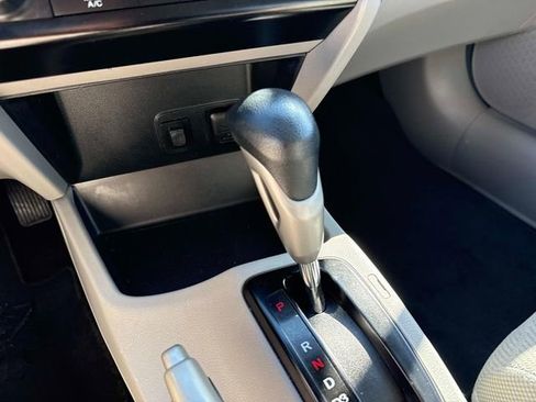 Used 2012 Honda Civic LX image 23