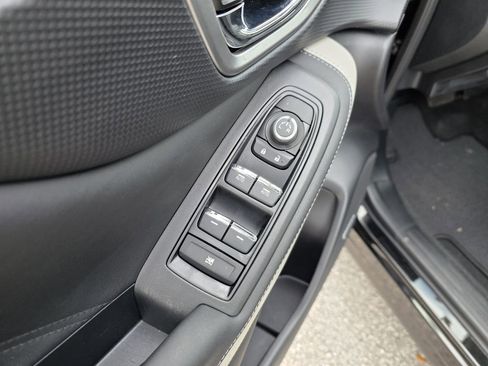 Used 2024 Subaru Forester Limited image 18