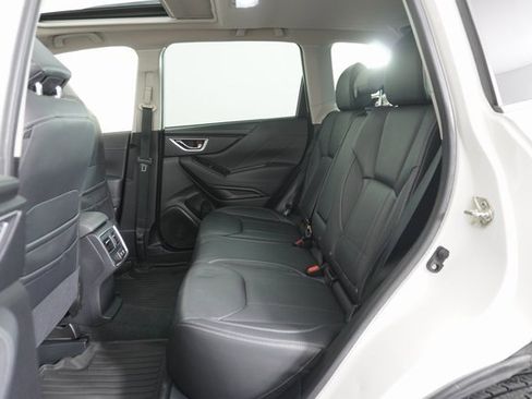 Used 2020 Subaru Forester Limited image 33