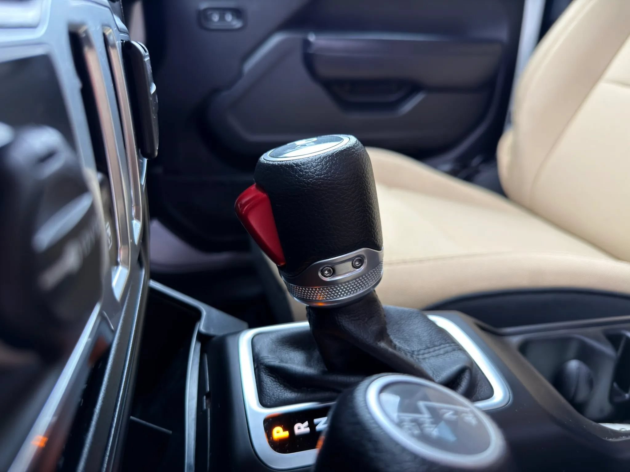 Used 2019 Jeep Wrangler Sport AWD/4WD image 30