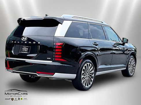 Used 2026 Hyundai Palisade Calligraphy AWD/4WD image 11