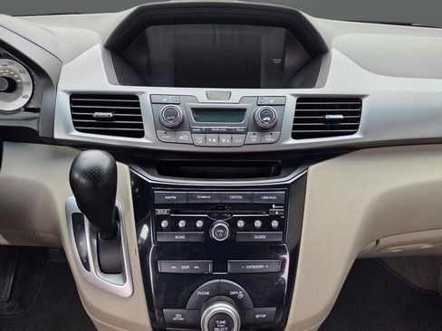 Used 2013 Honda Odyssey EX-L image 22