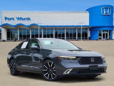 Certified 2023 Honda Accord Touring image 1
