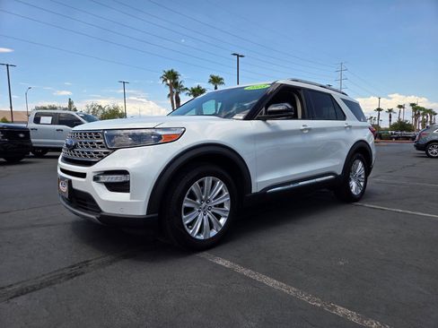 Certified 2023 Ford Explorer Limited w/ Limited Technology Package RWD image 2
