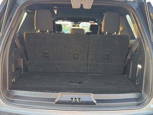 Used 2020 Ford Expedition XLT RWD image 33