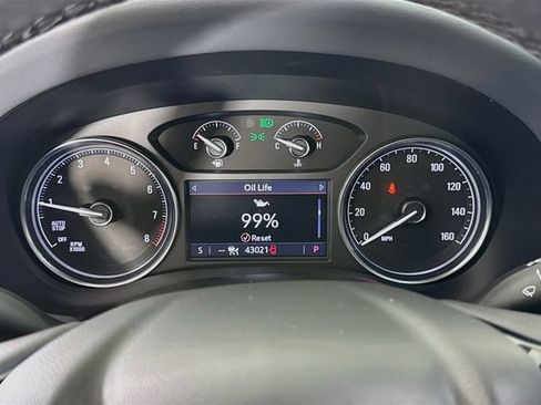 Used 2024 Buick Enclave Essence w/ Technology Package FWD image 12
