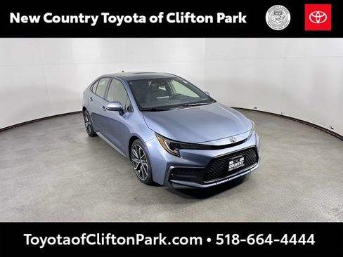 Used 2022 Toyota Corolla SE image 1