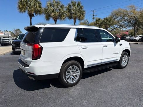 Used 2025 GMC Yukon Denali image 7