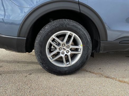 New 2026 Ford Explorer Active w/ Active Comfort Package RWD image 34
