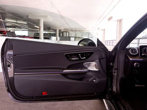 Used 2026 Mercedes-Benz CLE 300 4MATIC Coupe image 13