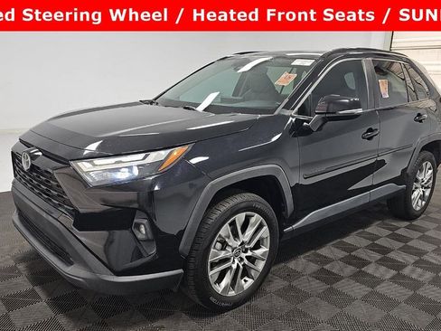 Used 2022 Toyota RAV4 XLE Premium FWD image 1