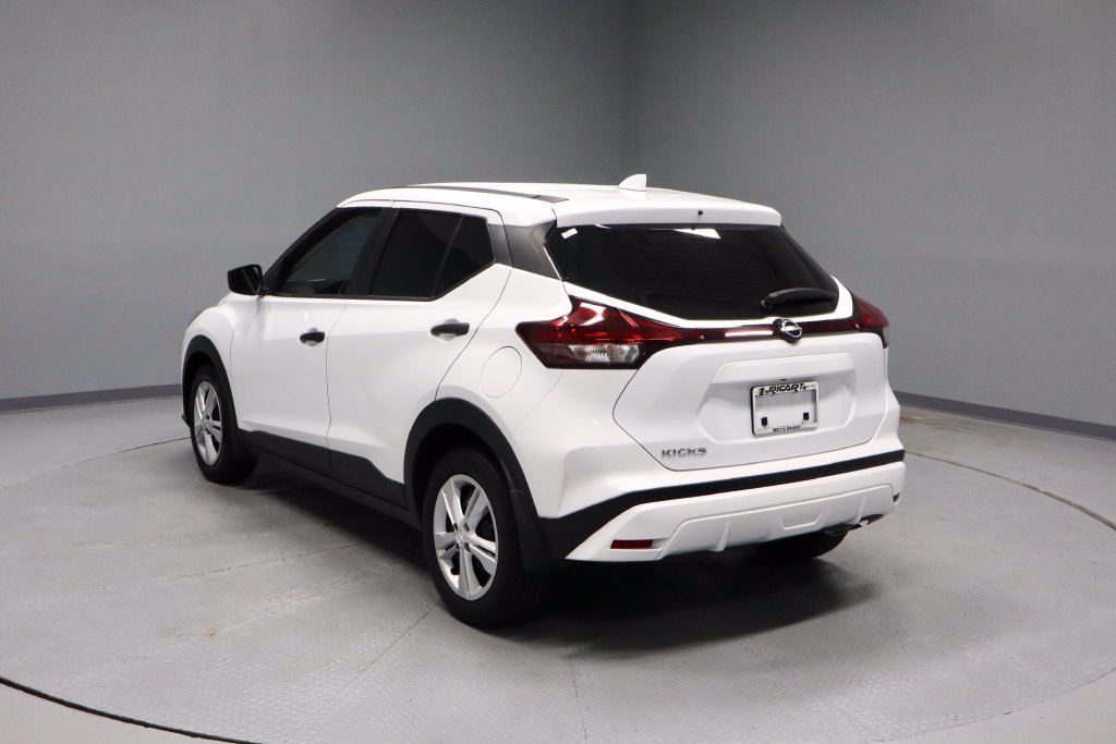 Used 2024 Nissan Kicks S FWD image 8