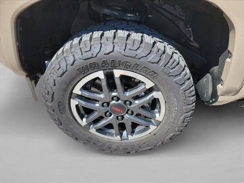 Used 2026 Toyota Tacoma TRD Sport AWD/4WD image 9