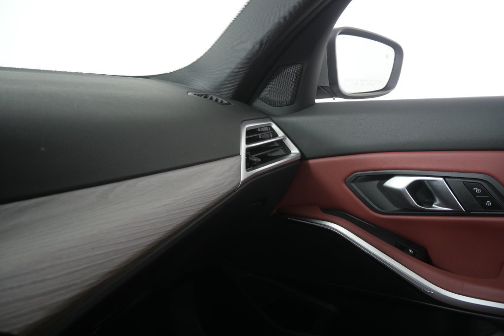 Used 2026 BMW 330i Sedan RWD image 27