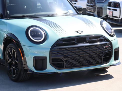 New 2026 MINI Cooper S image 2