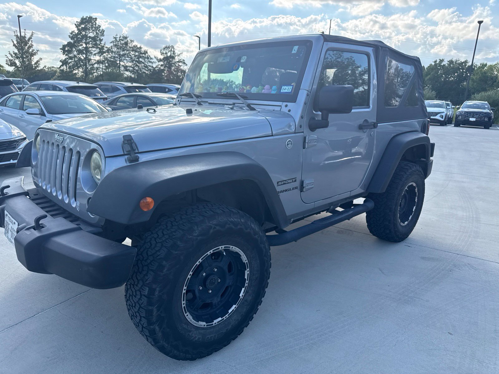 Used 2015 Jeep Wrangler Sport AWD/4WD image 7
