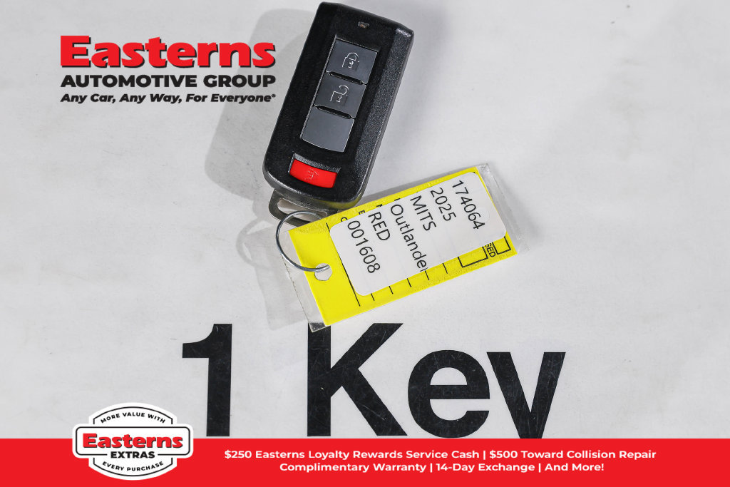 Used 2025 Mitsubishi Outlander Sport SE AWD/4WD image 27