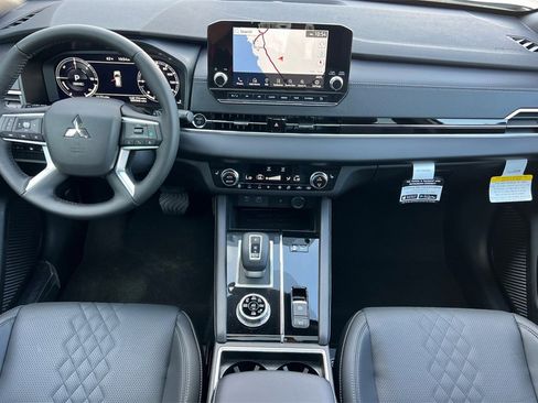 New 2025 Mitsubishi Outlander SEL Black Edition image 14