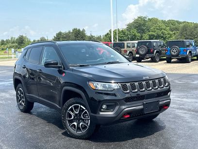 Used 2024 Jeep Compass Trailhawk