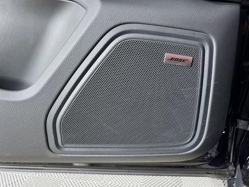 New 2026 Porsche Macan S image 21