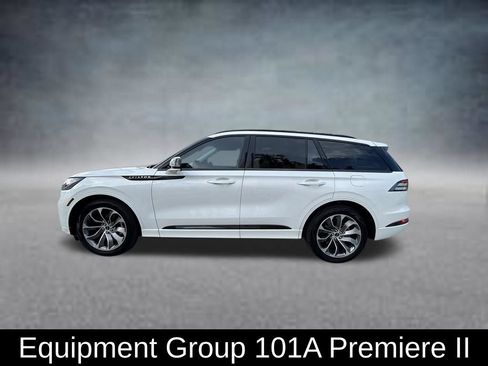 Used 2026 Lincoln Aviator 2WD w/ Jet Appearance Package image 4