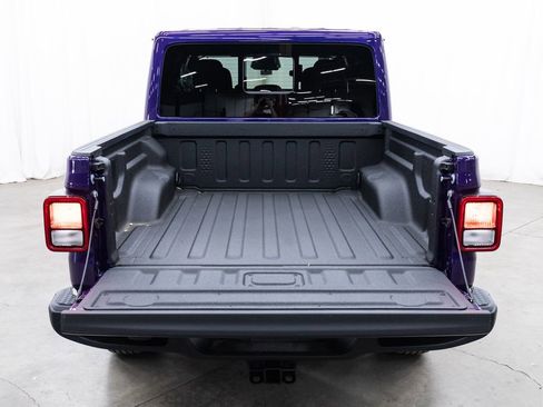 New 2026 Jeep Gladiator Sport image 8