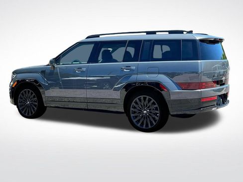 Used 2025 Hyundai Santa Fe Calligraphy FWD image 5