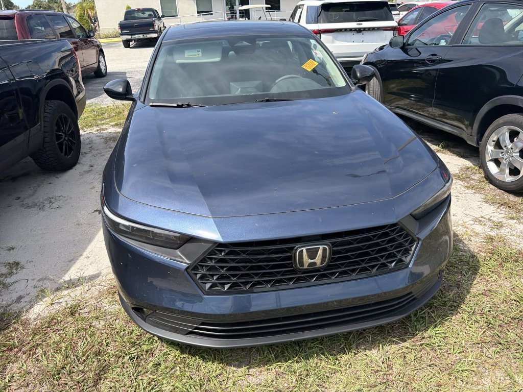 Used 2025 Honda Accord SE image 3