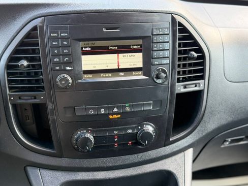 Used 2019 Mercedes-Benz Metris image 31