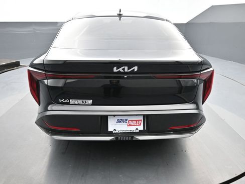 Used 2025 Kia K4 LX image 8