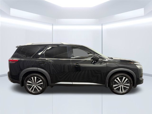 Used 2022 Nissan Pathfinder Platinum w/ Cargo Package AWD/4WD image 6