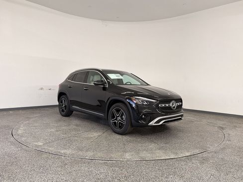 Used 2026 Mercedes-Benz GLA 250 4MATIC image 6