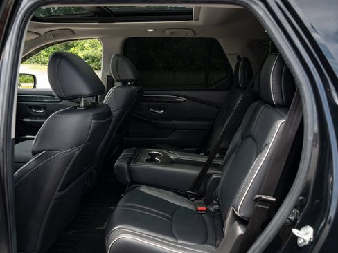 Used 2023 Honda Pilot Elite image 19