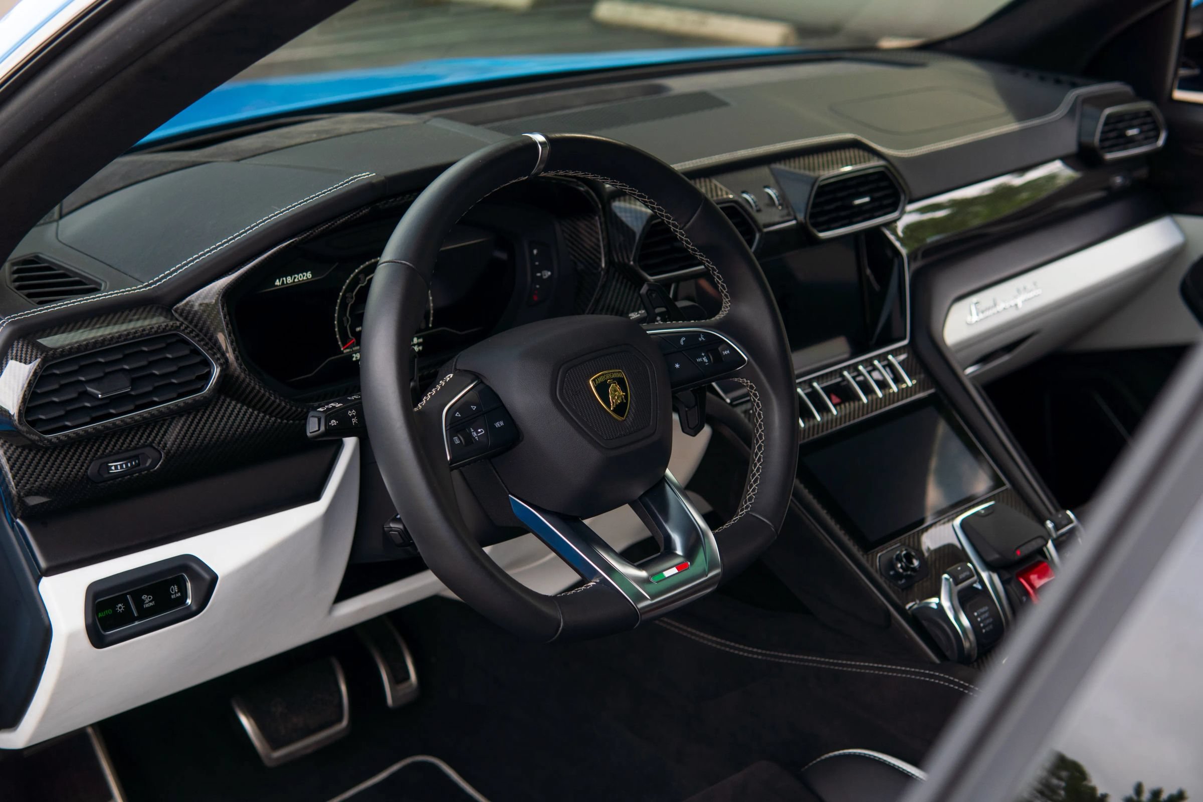 Used 2024 Lamborghini Urus S AWD/4WD image 27