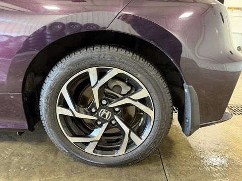 Used 2016 Honda CR-Z EX image 32